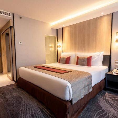 Grace Hotel Bangkok Exterior photo