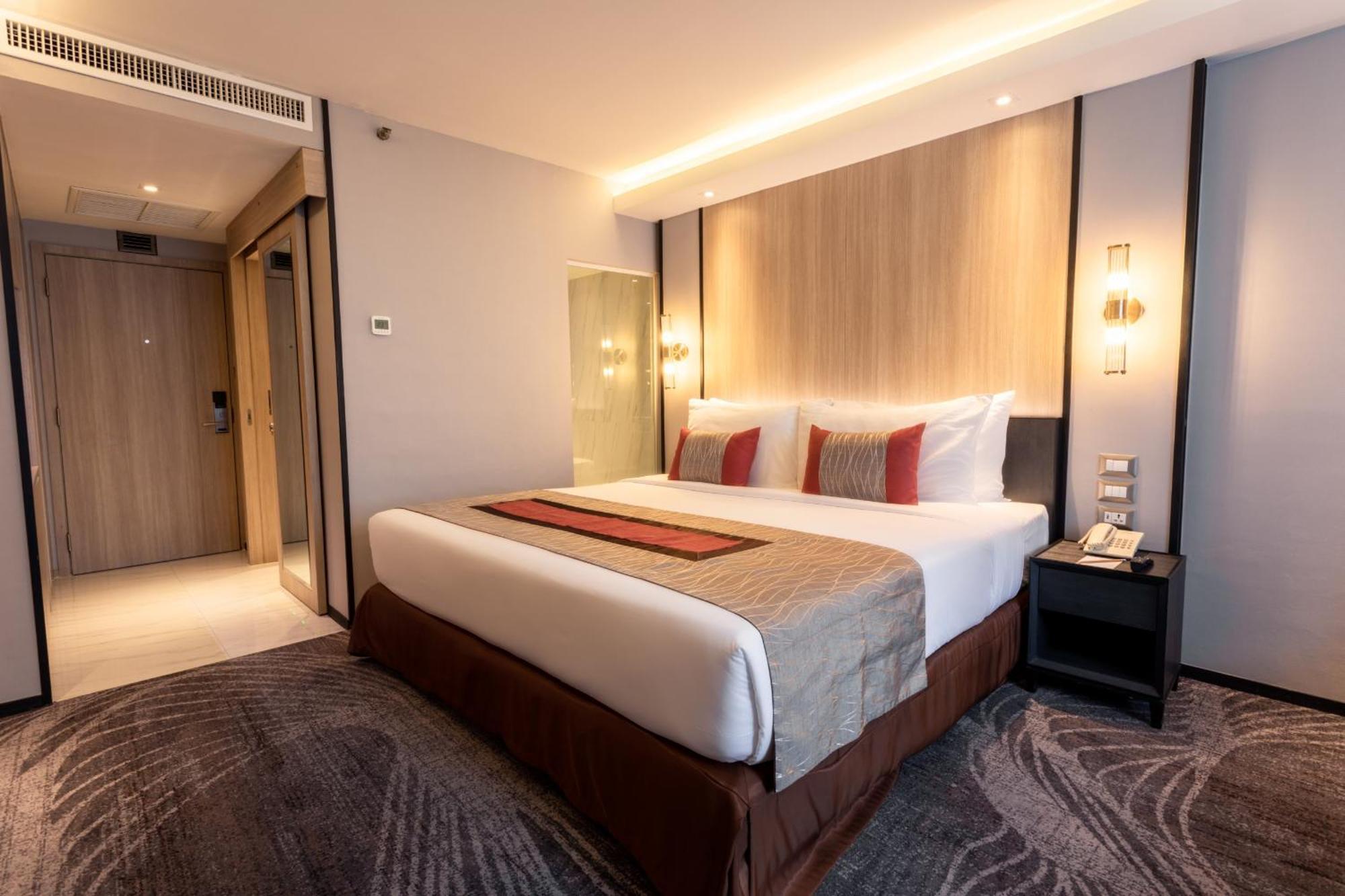 Grace Hotel Bangkok Exterior photo