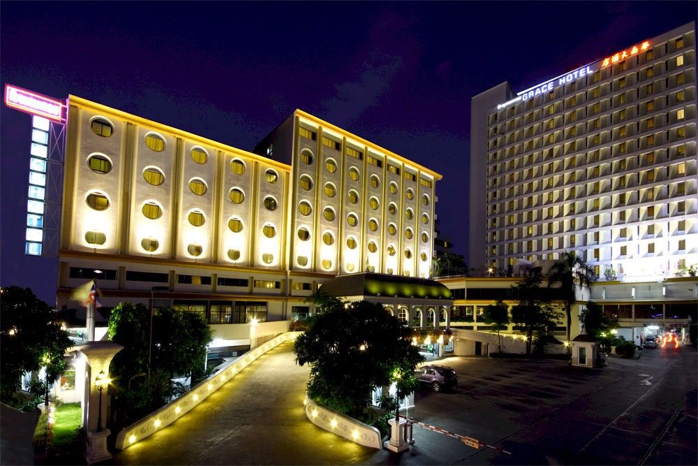 Grace Hotel Bangkok Exterior photo